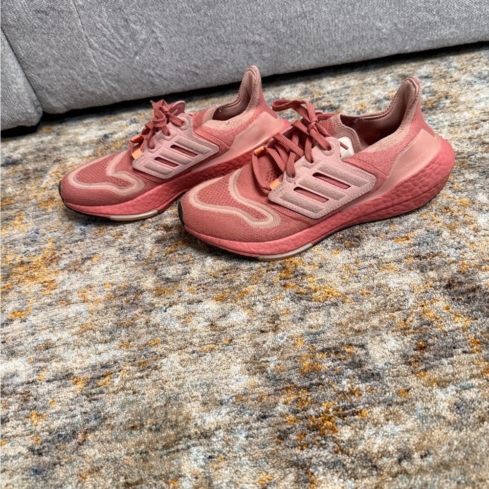 Adidas Women's Ultra boost Shoes